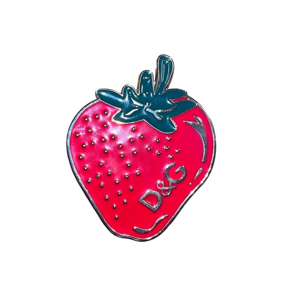 Vintage Dolce & Gabbana Strawberry Belt Buckle only-u need to get the belt - Picture 1 of 3
